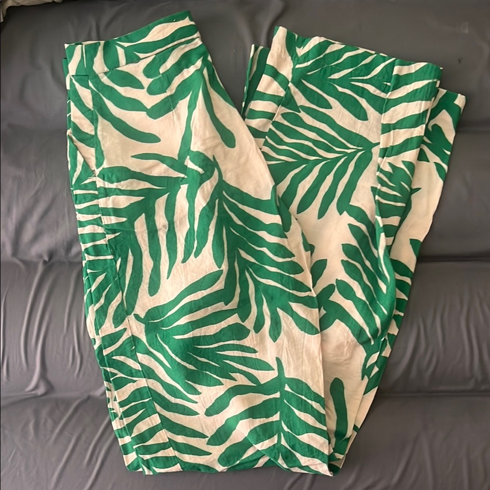 Leaf Pattern Pants